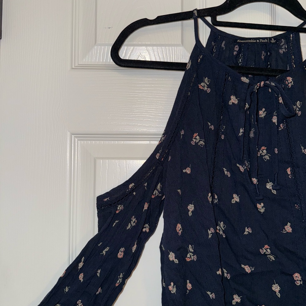 Abercrombie & Fitch Blue Butterfly Print Blouse